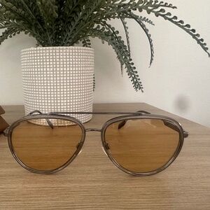 Burberry Aviator sunglasses